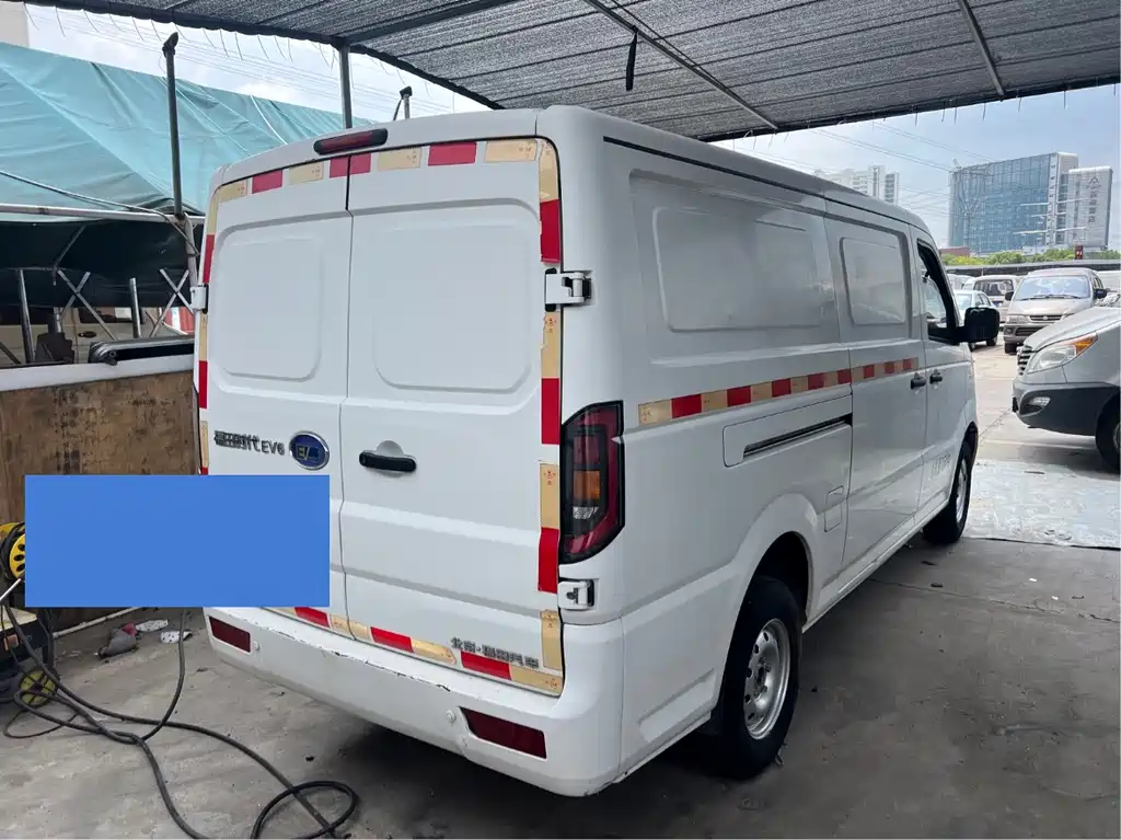 Foton EV6 — миниатюра 6
