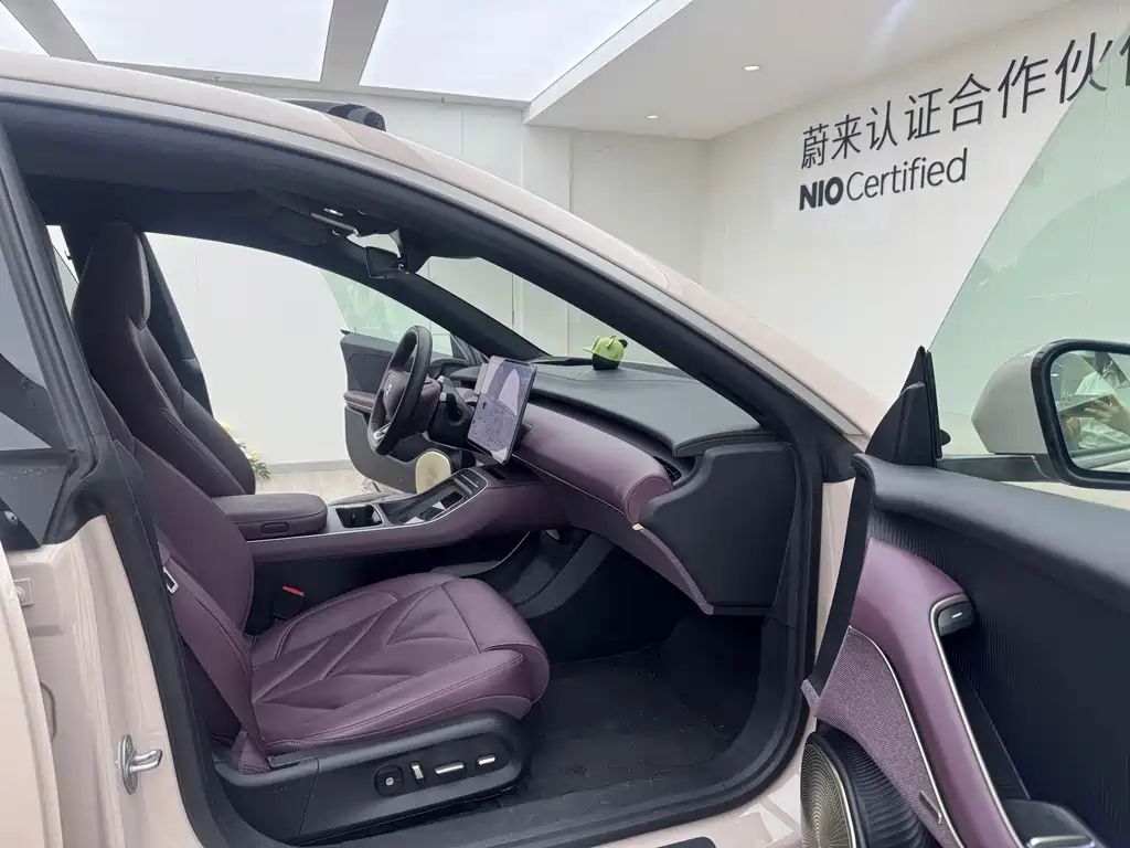 NIO ET5T 2025 75kWh Touring