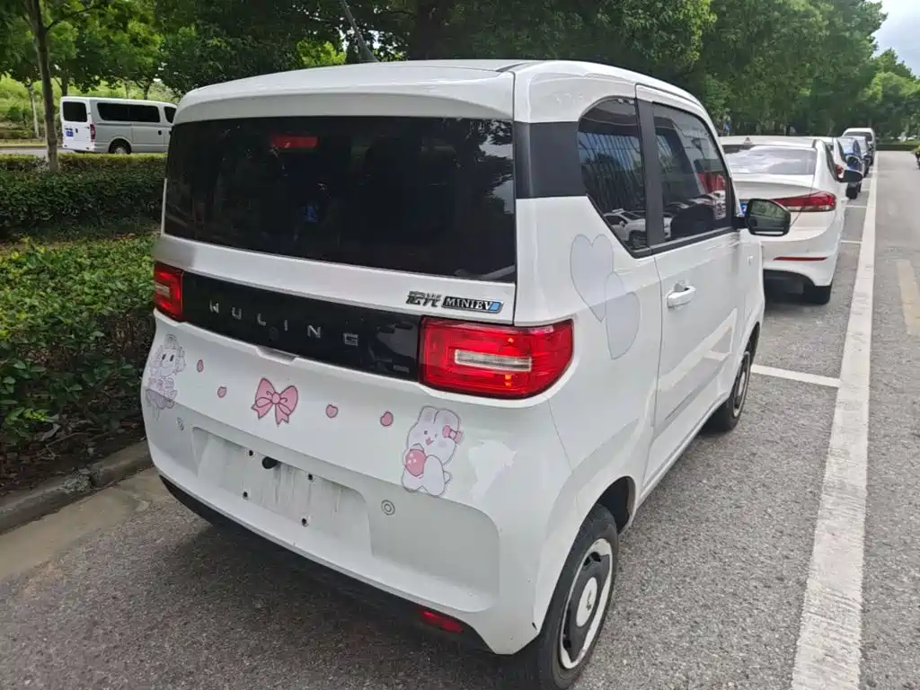 Wuling MINIEV — миниатюра 5