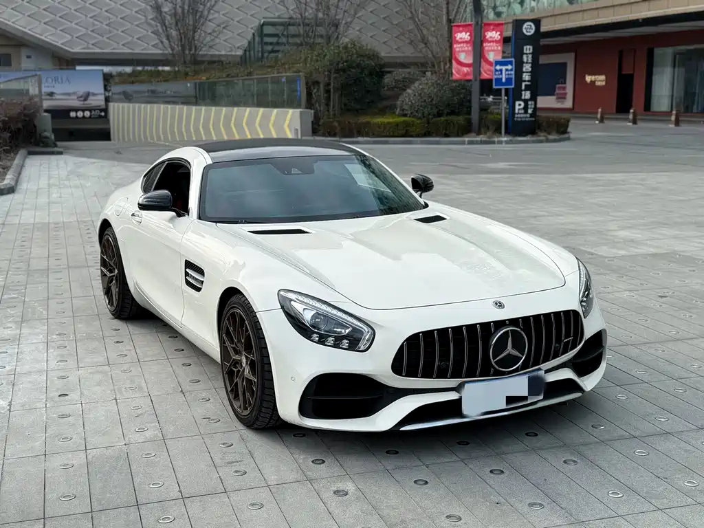 MERCEDES-BENZ AMG GT
