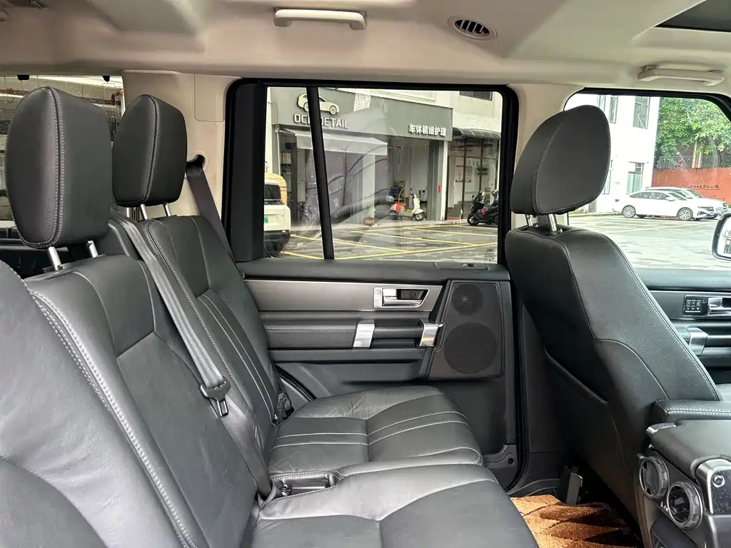 Land Rover Discovery — миниатюра 28