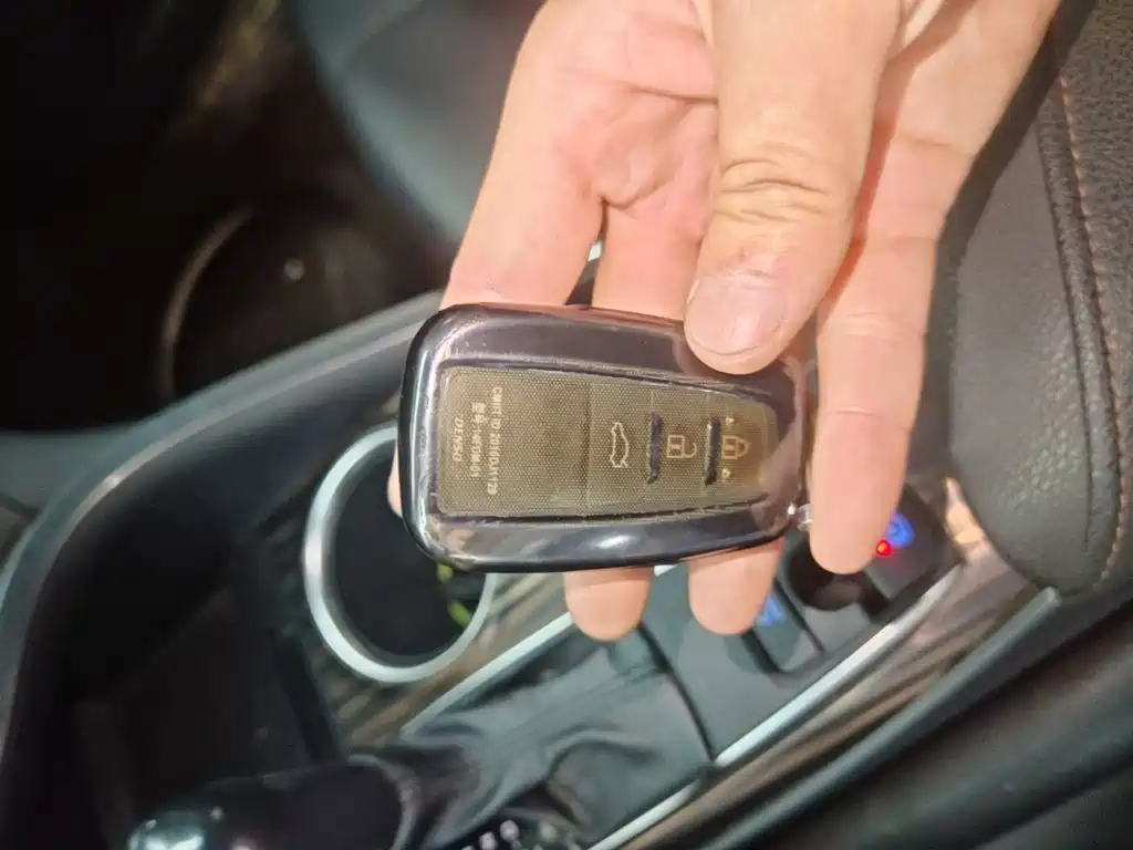 Toyota Camry — миниатюра 9