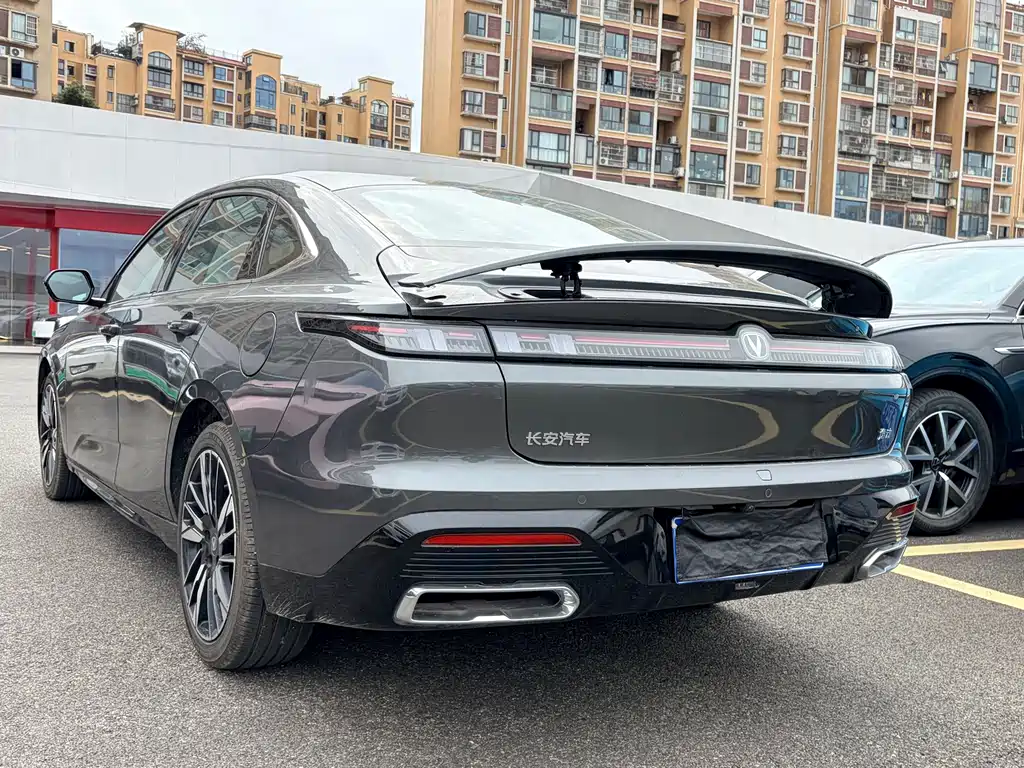 Changan Eado — миниатюра 6