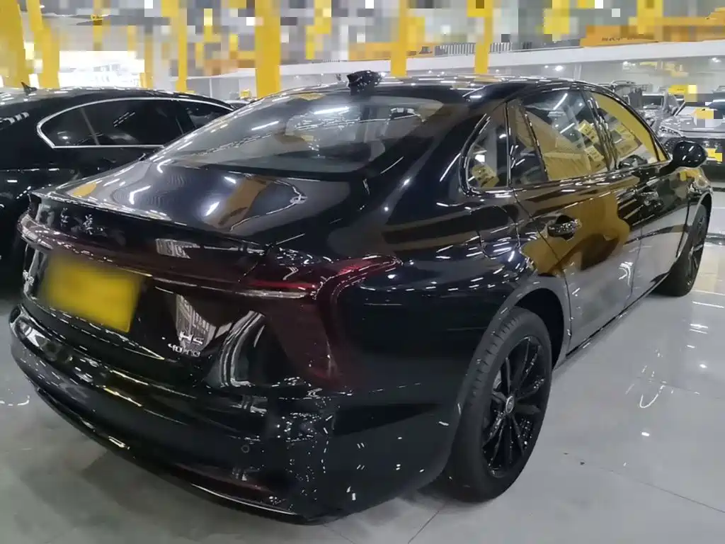 Hongqi Hongqi H5 — миниатюра 7