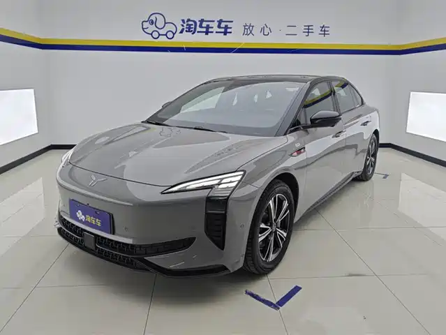 Hongqi HONGQI EH7 2024