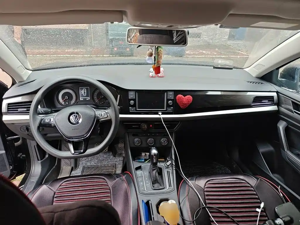 Volkswagen Lavida — миниатюра 5