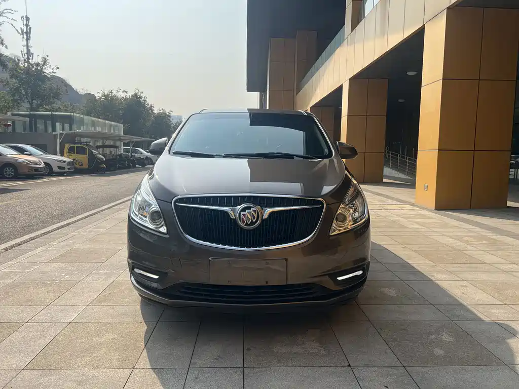 Buick GL8 — миниатюра 2
