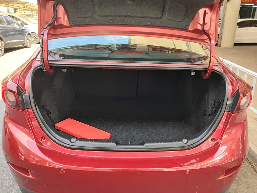 Mazda 3 Axela — миниатюра 19