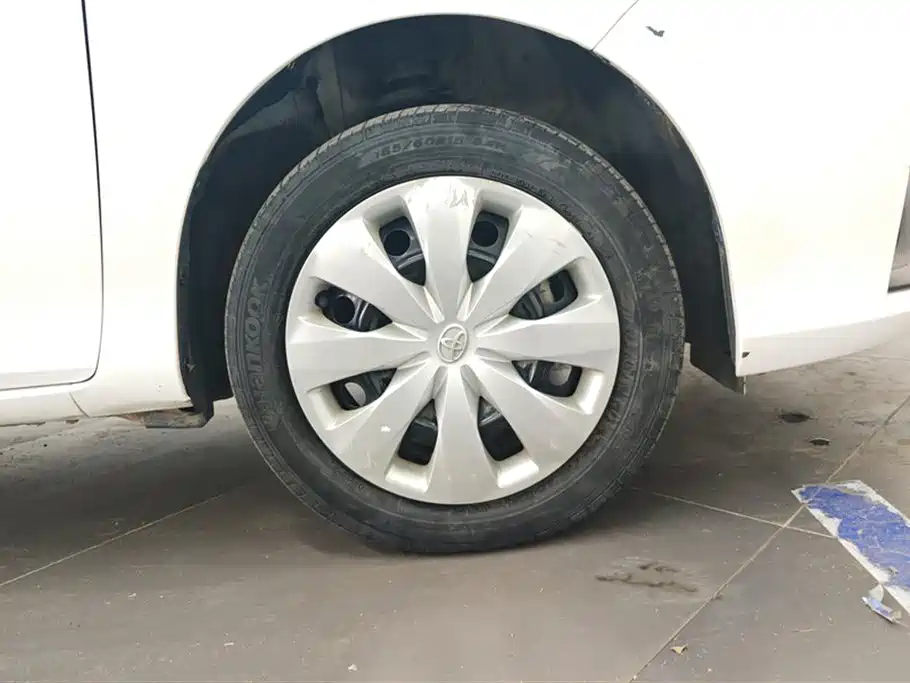 TOYOTA YARIS L ZHIXUAN