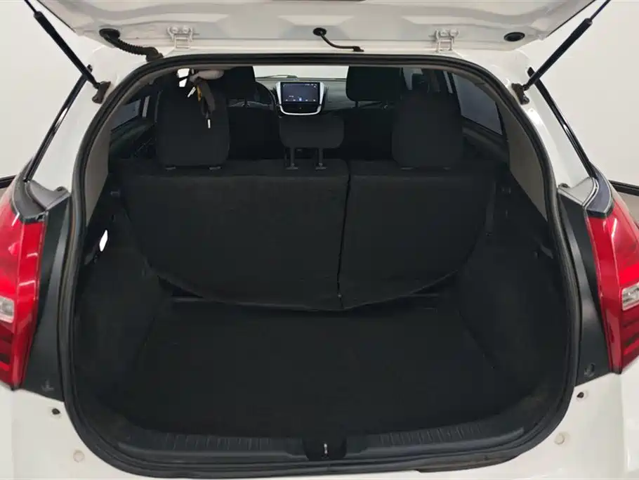 TOYOTA YARIS L ZHIXUAN