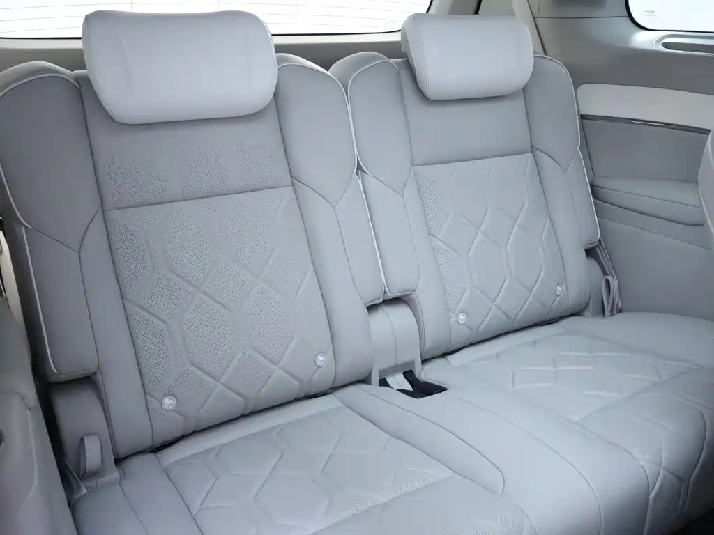 Volvo EM90 — миниатюра 24