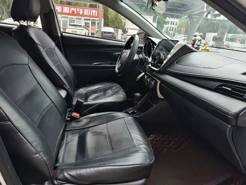 TOYOTA YARIS L ZHIXUAN