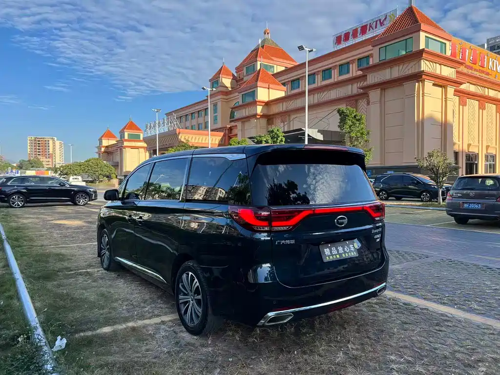 GAC M8 2018 320T Luxury