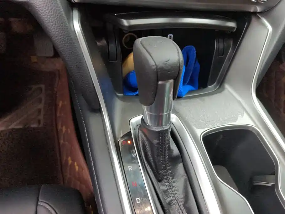 Honda Accord — миниатюра 16