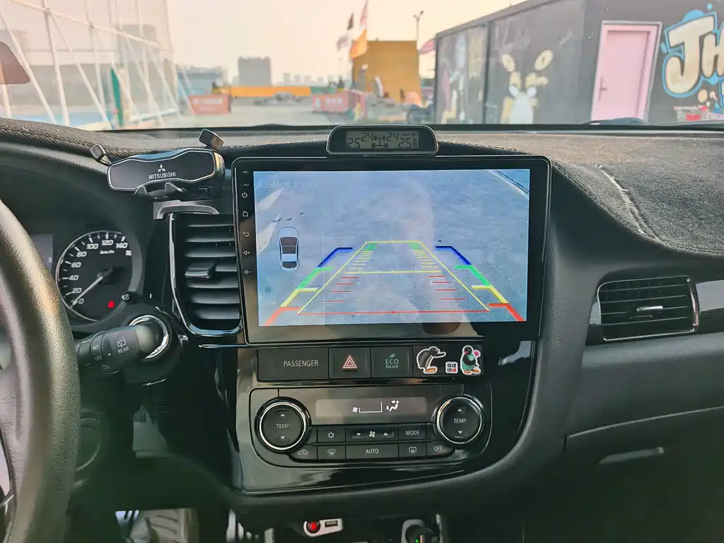 Mitsubishi Outlander — миниатюра 17
