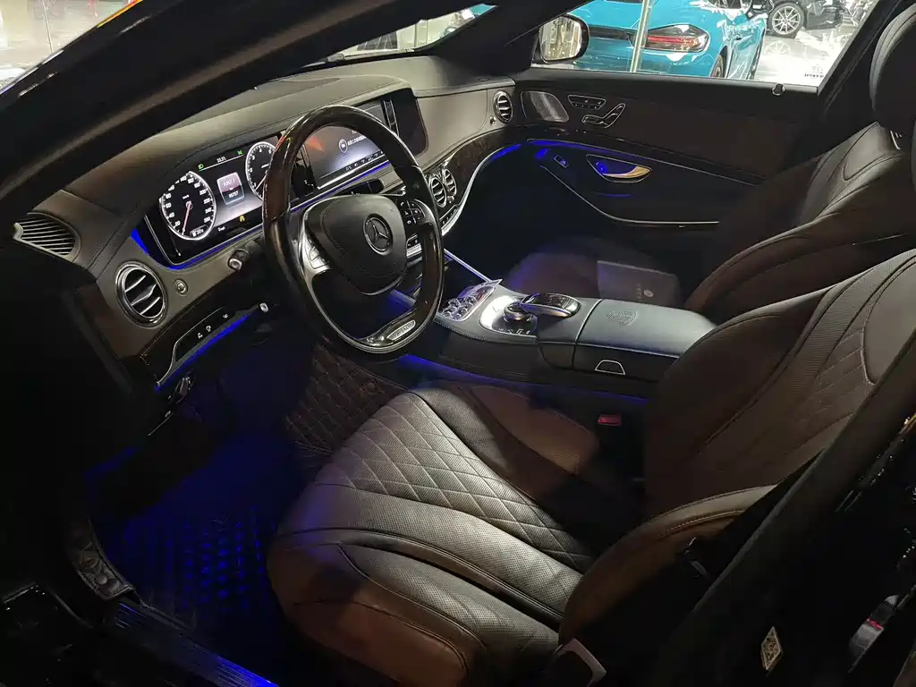 Mercedes-Benz S-Class — миниатюра 6