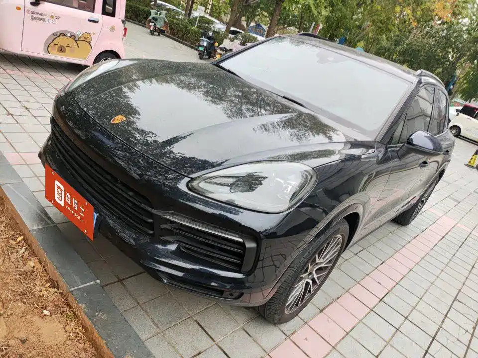 Porsche Cayenne — миниатюра 2
