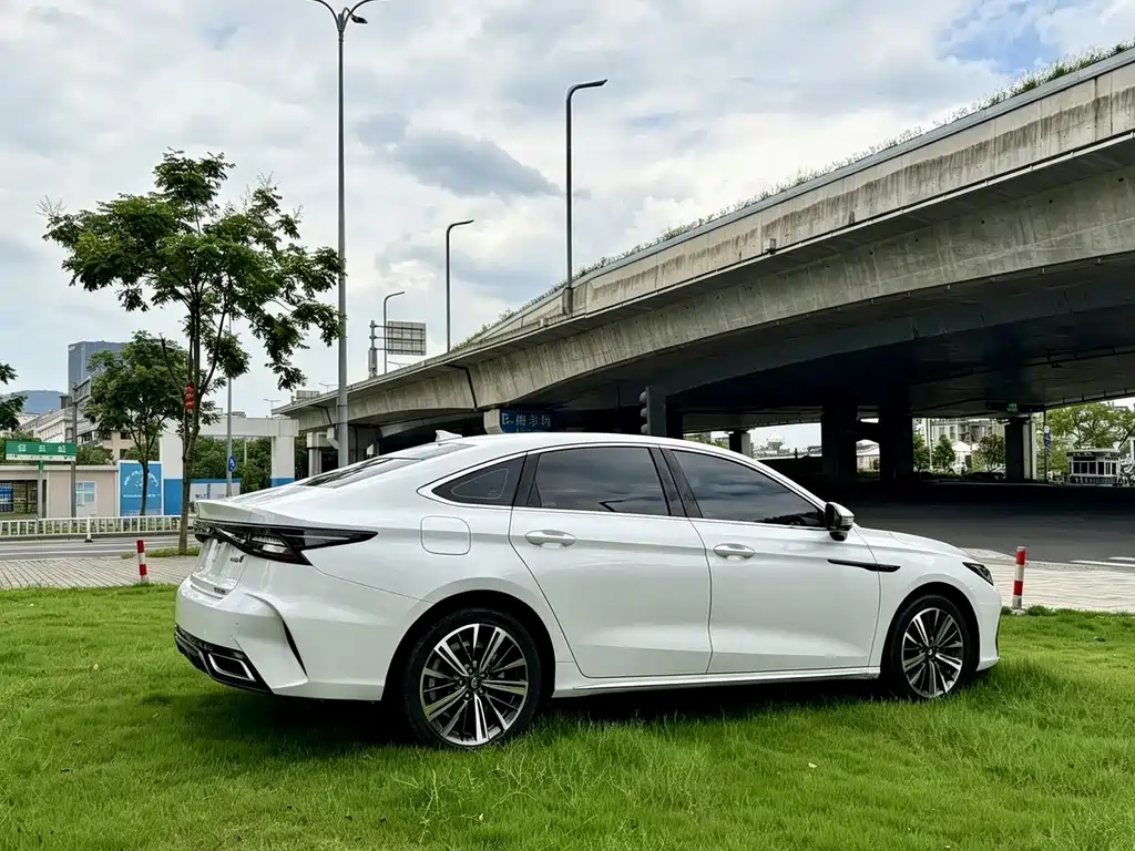 Chery Arrizo 8 — миниатюра 4