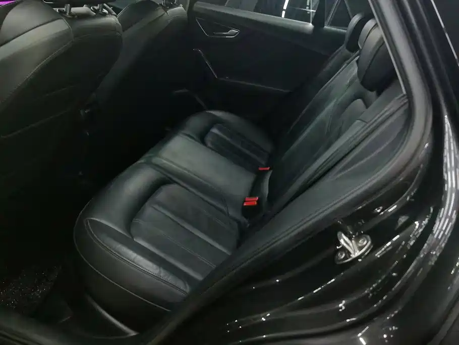 Audi Q2L — миниатюра 11