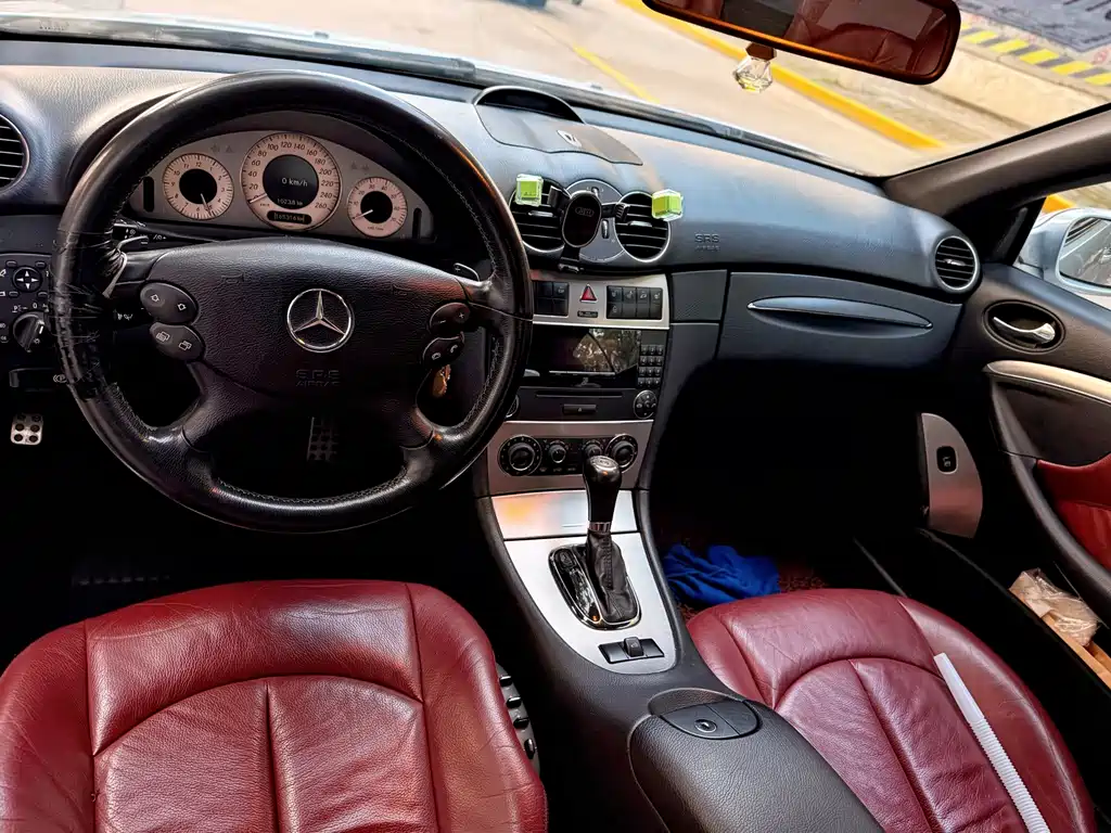 Mercedes-Benz CLK-Class — миниатюра 9
