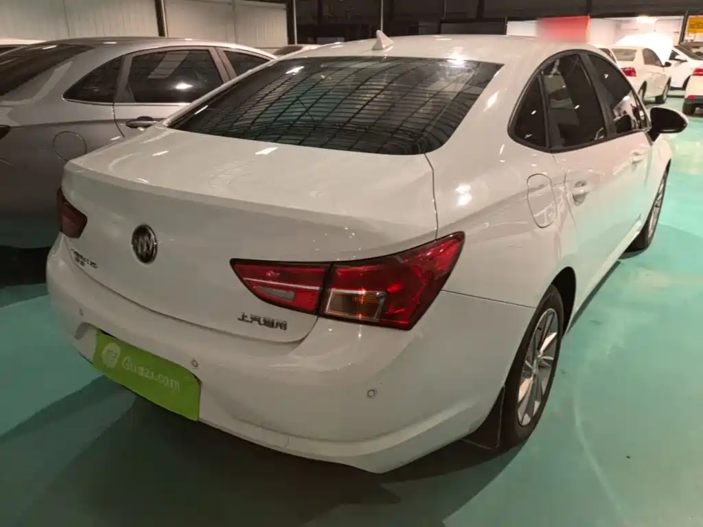 Buick Verano — миниатюра 7
