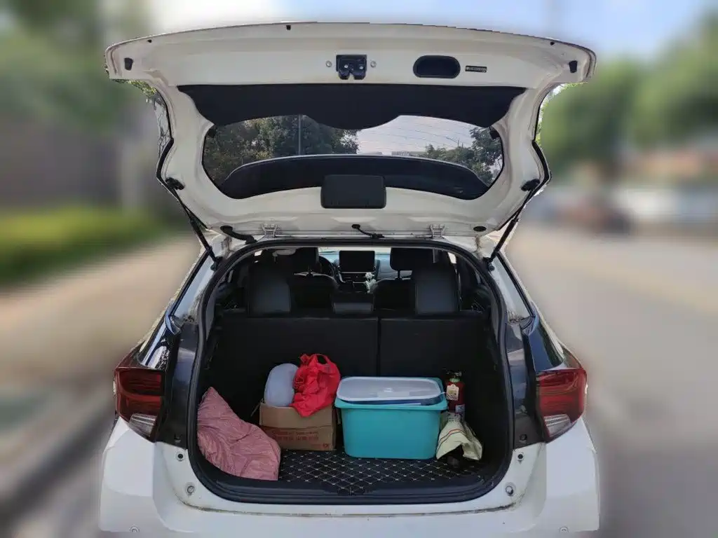 Toyota Yaris L — миниатюра 15
