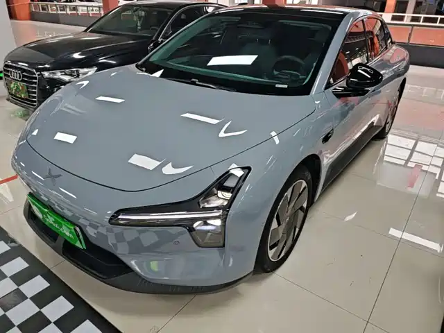 2025 Xpeng Mona M03