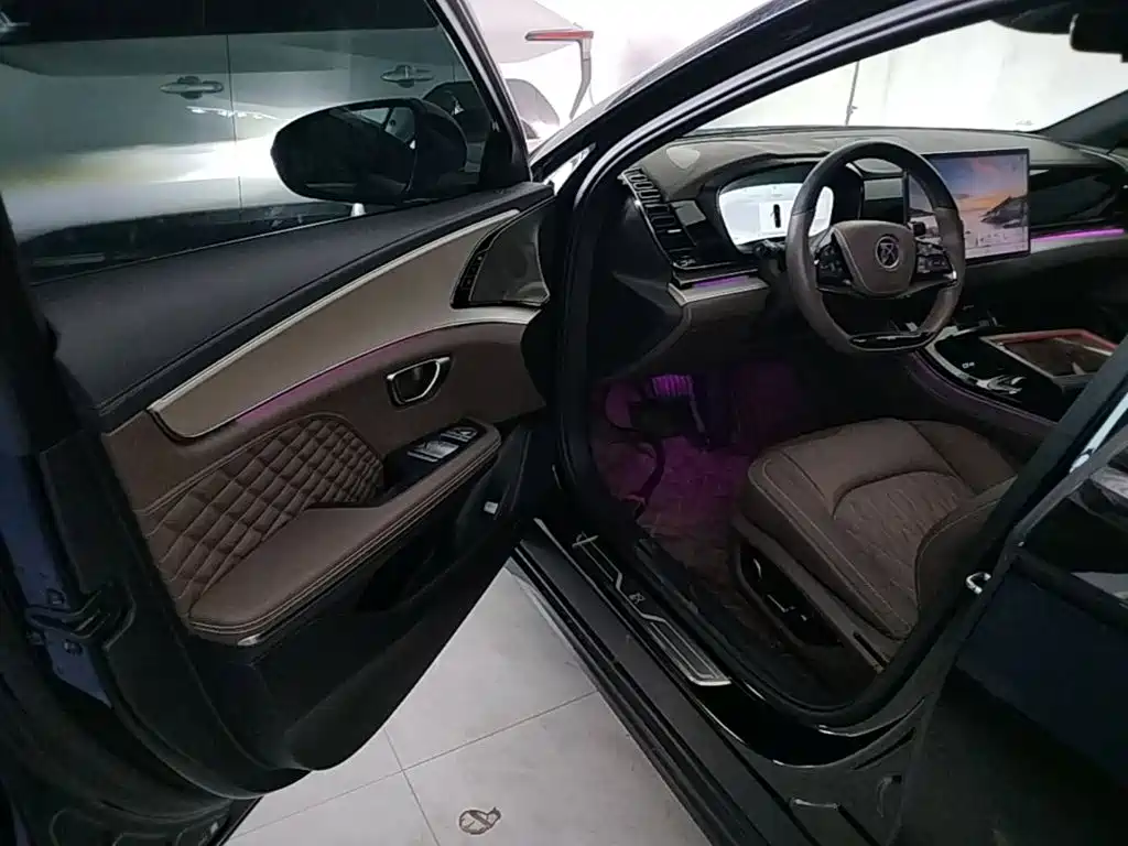 BYD Han — миниатюра 16