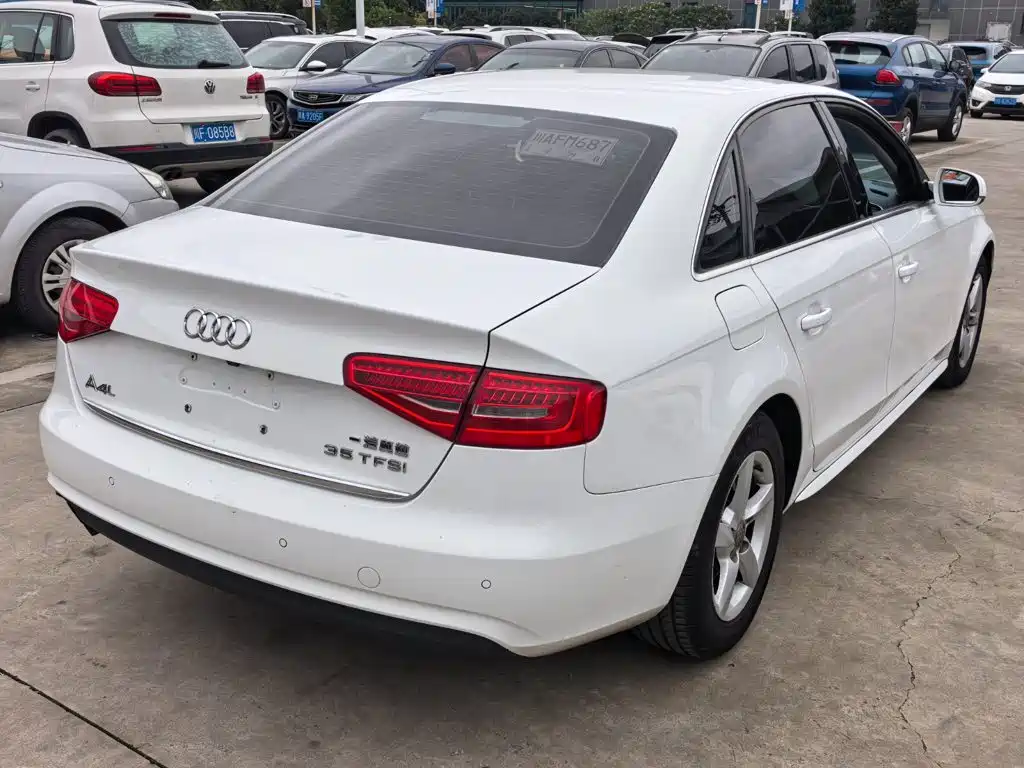 Audi A4L — миниатюра 6