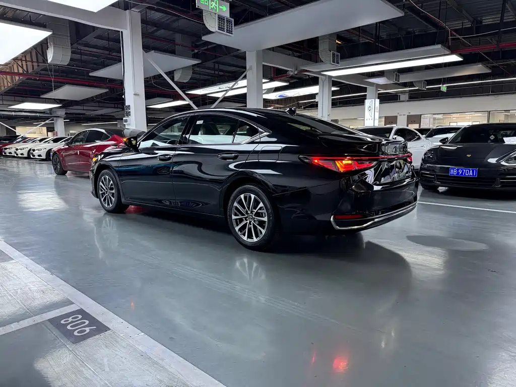 Lexus ES — фотографии объявления, Фото 15