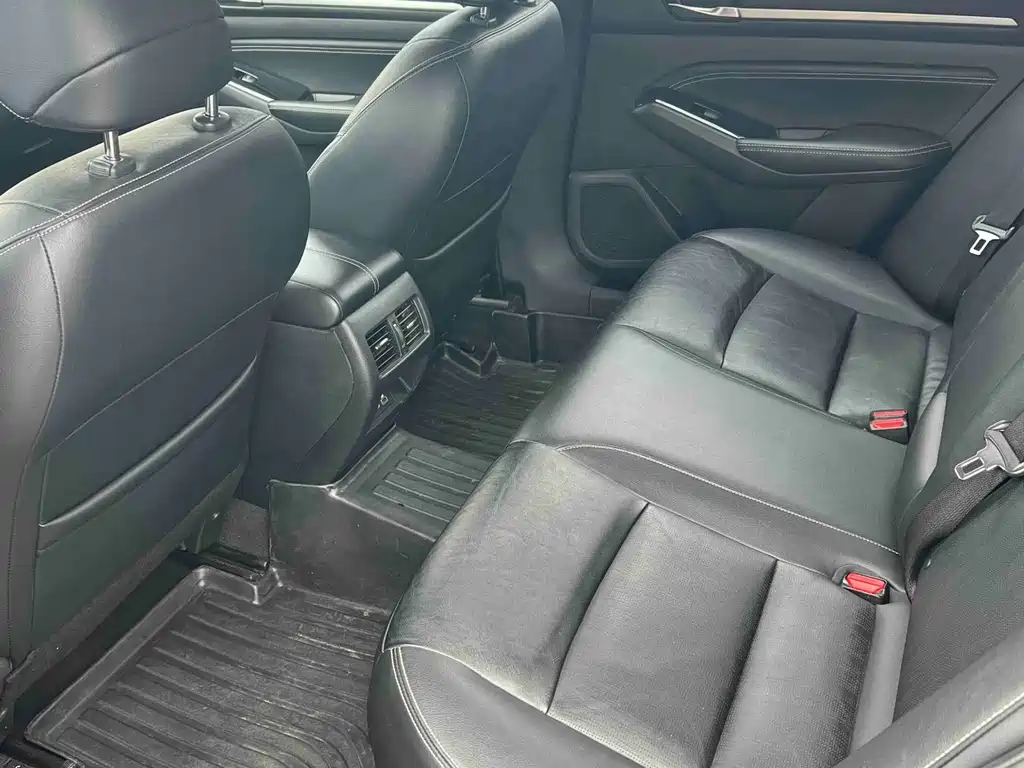 Nissan Teana — миниатюра 8