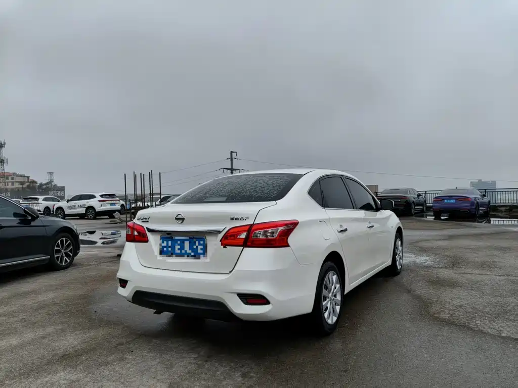 Nissan Sylphy — миниатюра 6