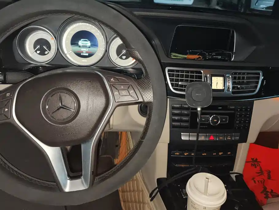 Mercedes-Benz E-Class — миниатюра 12