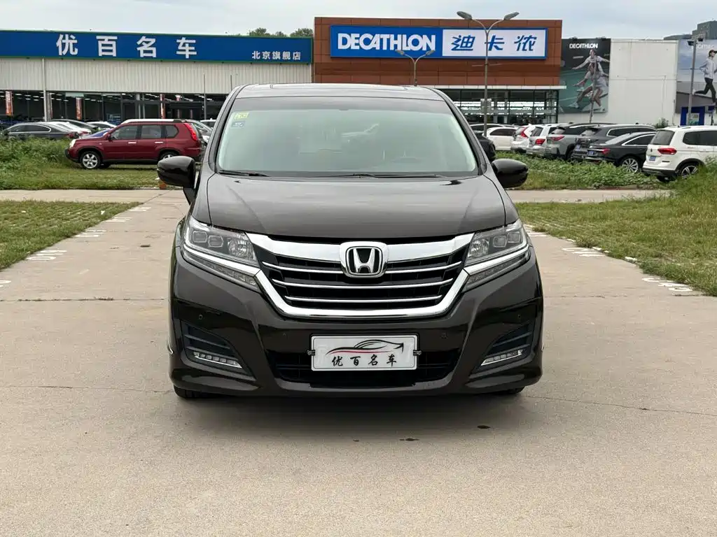 Honda Elysion — миниатюра 2