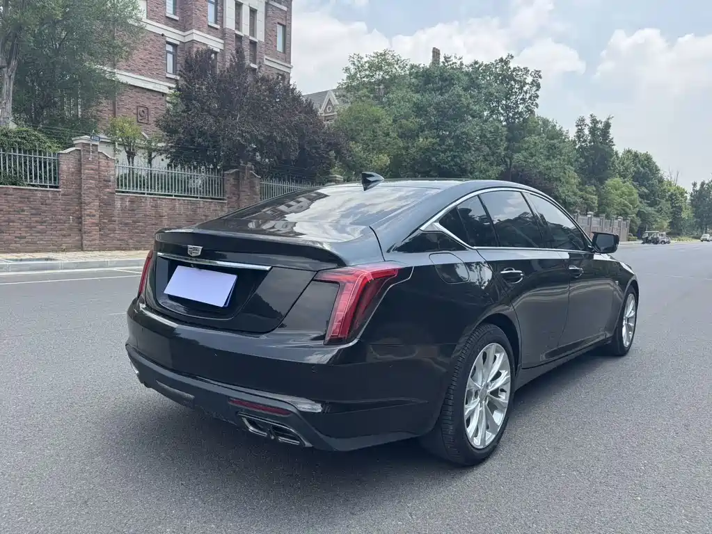 Cadillac CT5 2023 28T Luxury （ Standard ）