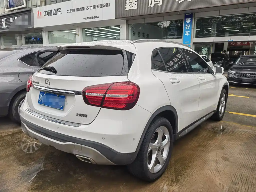 Mercedes-Benz GLA — миниатюра 4