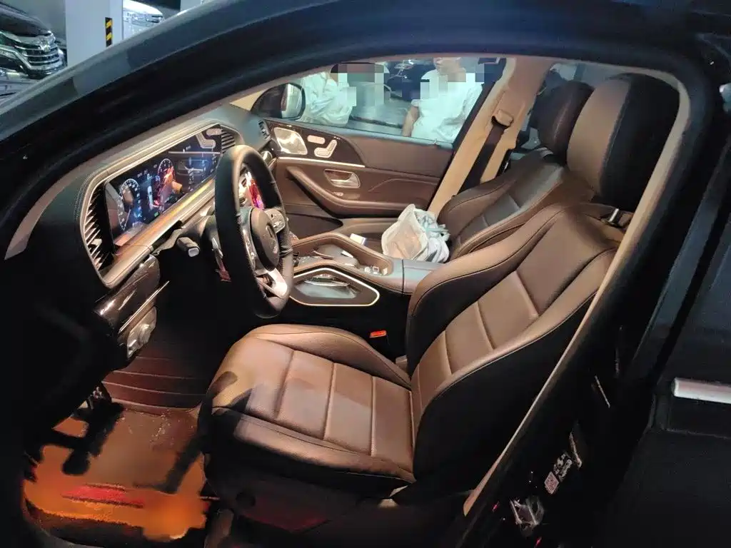 Mercedes-Benz GLS — миниатюра 8