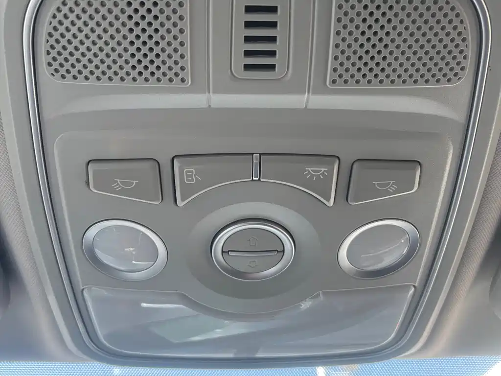 Haval M6 PLUS 1.5T DCT Luxury Connected Type, фото 7
