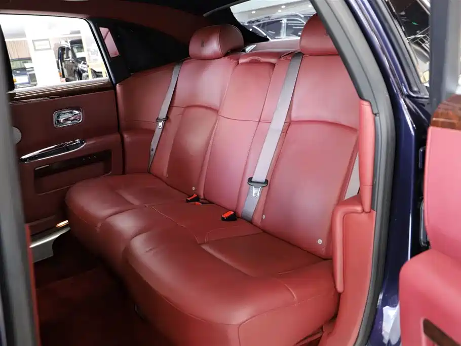Rolls-Royce Ghost 2010 6.6T Standard