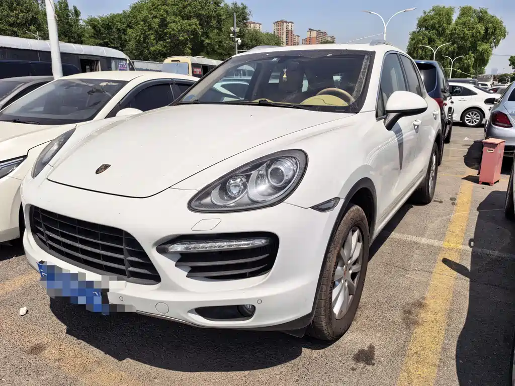 Porsche Cayenne 2014
