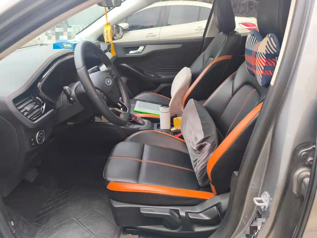 Ford Focus — миниатюра 11