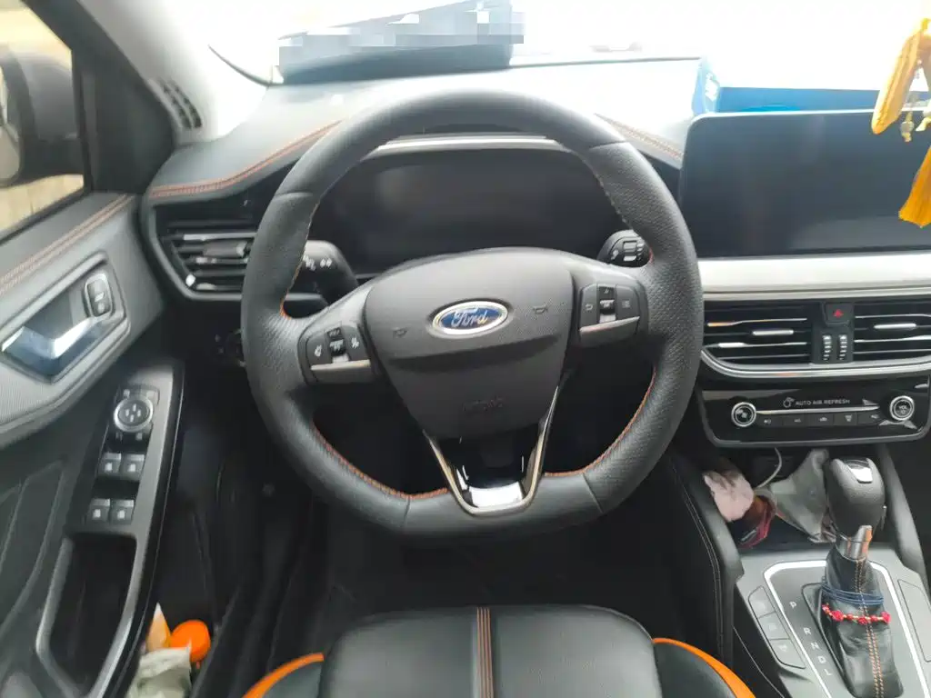 Ford Focus — миниатюра 6