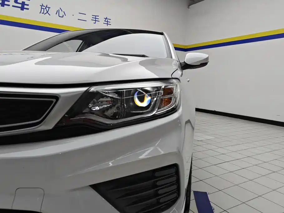 Geely Vision — миниатюра 5