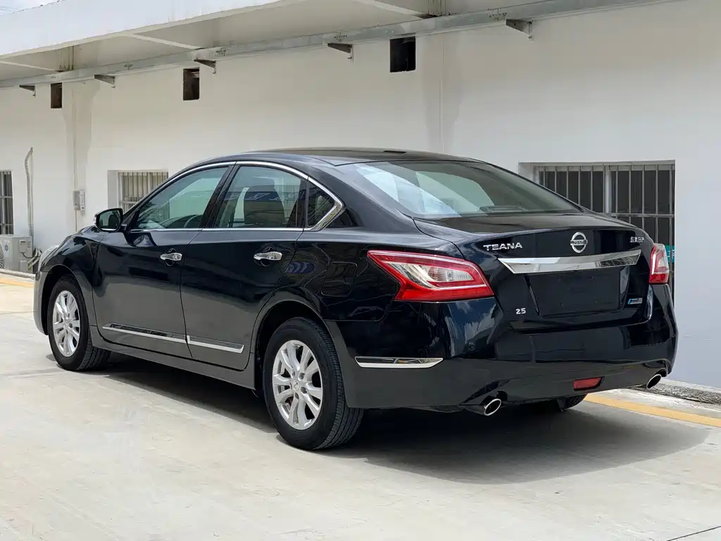 Nissan Teana — миниатюра 11