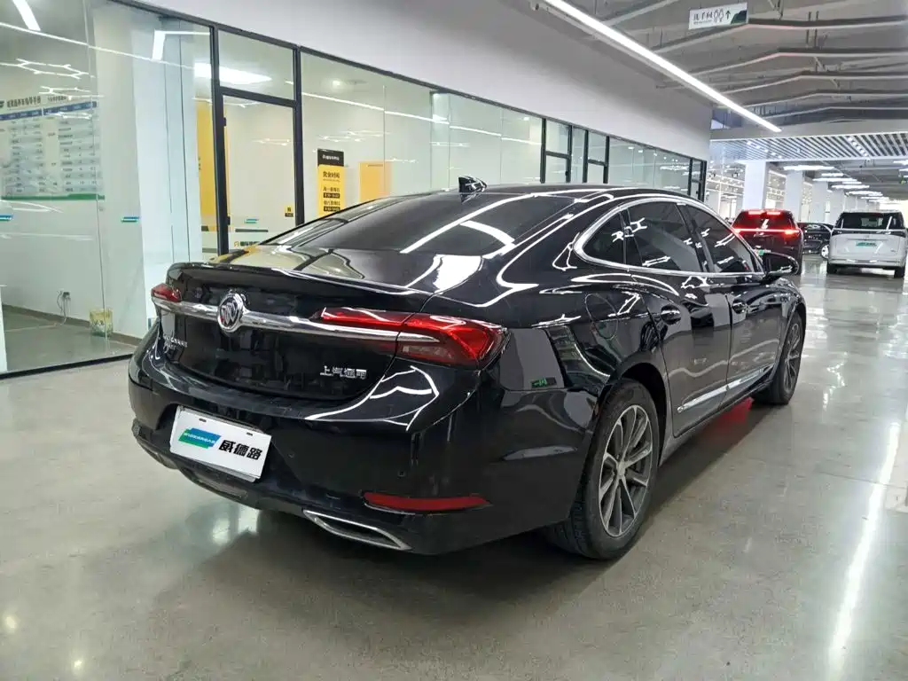 Buick LaCrosse — миниатюра 5
