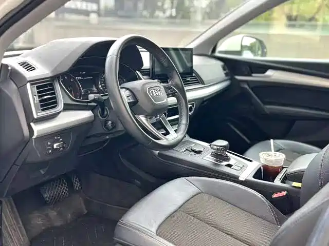 Audi Q5L 2020 40 TFSI