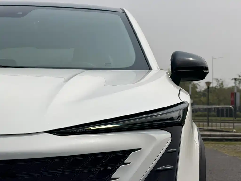 Changan UNI-T — миниатюра 4