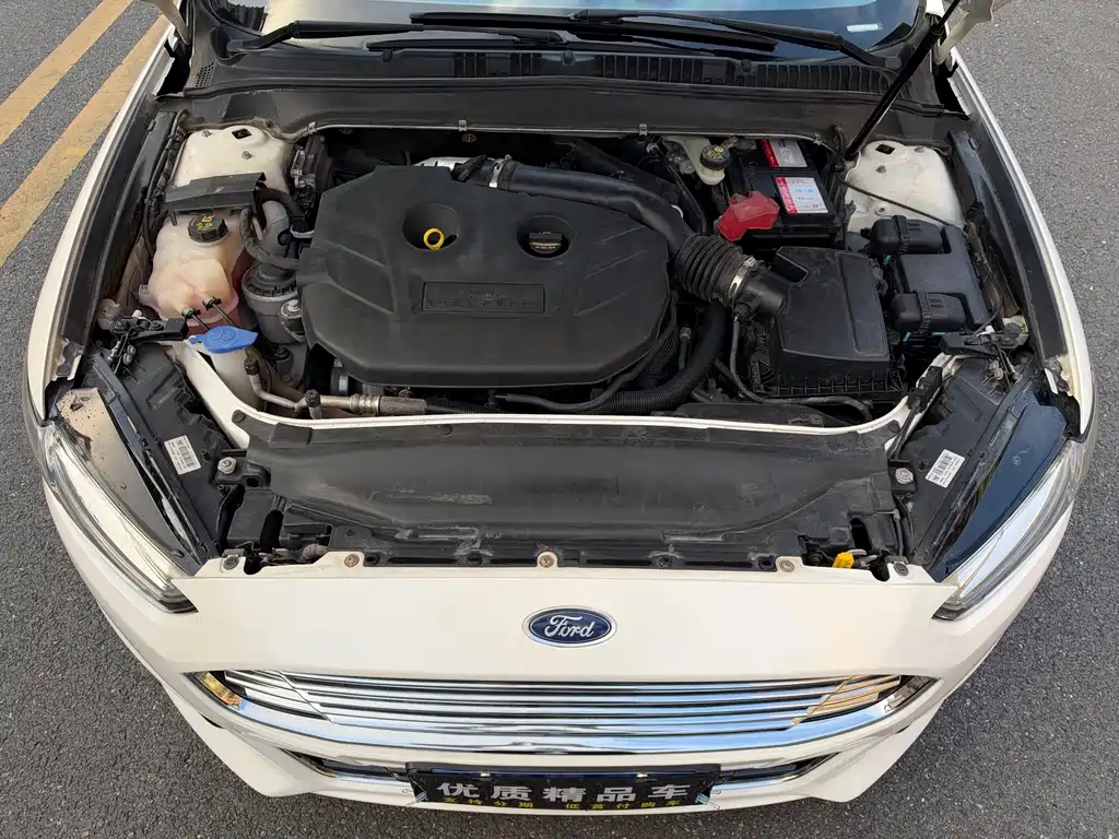 Ford Mondeo — миниатюра 7