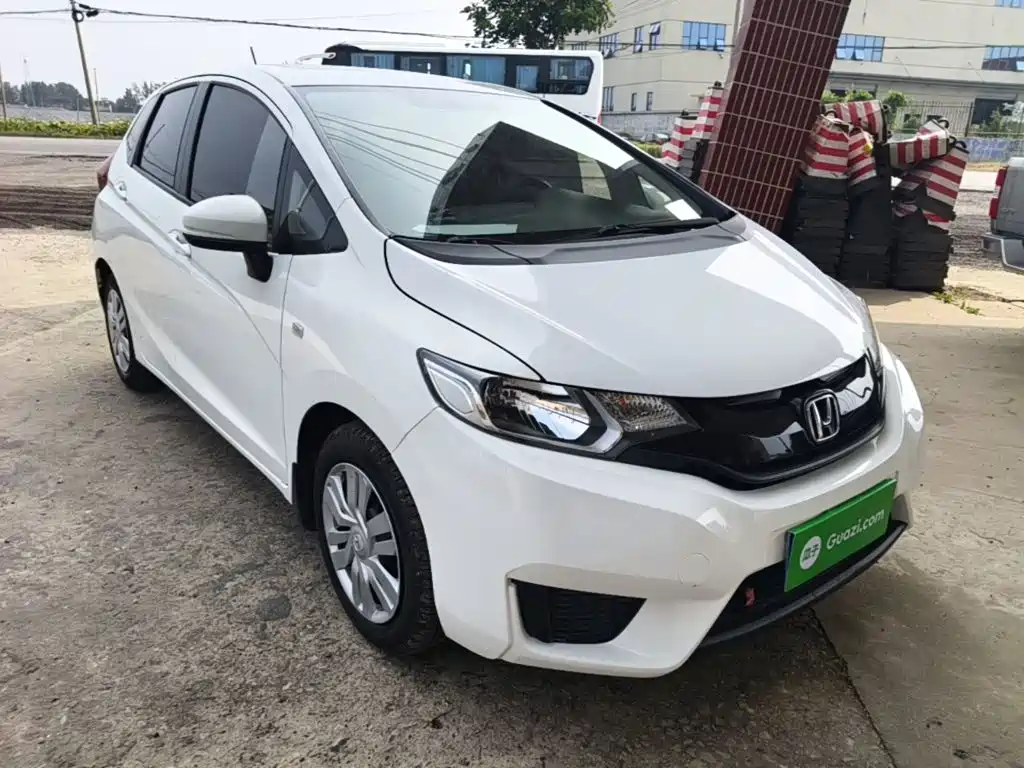 Honda Fit — миниатюра 4