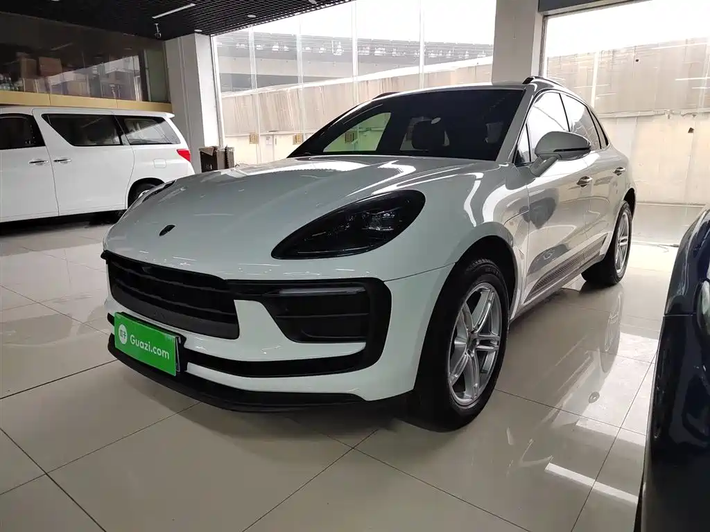 Porsche Macan 2023